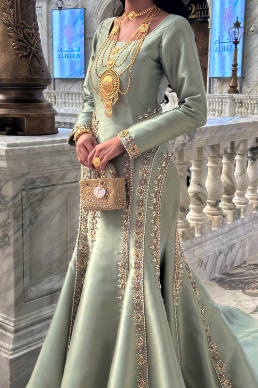 Luxury Dress in Soft Green